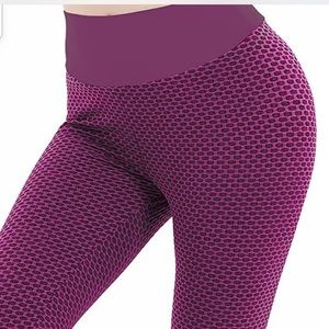 High Waisted Butt Lift Yoga Pants  Size Medium